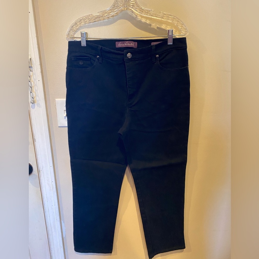 Gloria Vanderbilt Amanda black  jeans​